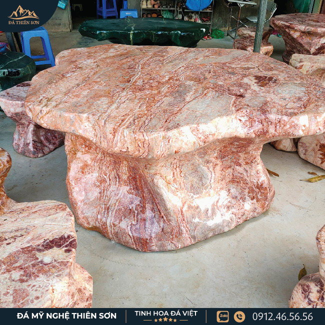 Bộ bàn ghế đá cẩm thạch nâu đỏ nguyên khối