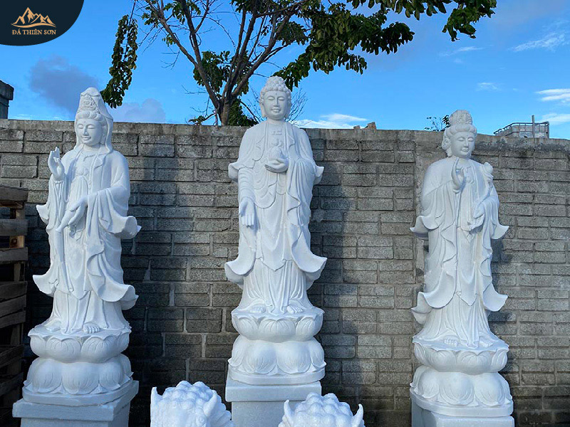 Vị trí đặt bộ tượng Tam Thánh Phật